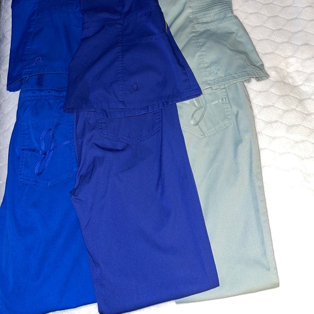JAANUU SCRUB SETS ****Lt green sold**** both blue sets available!!